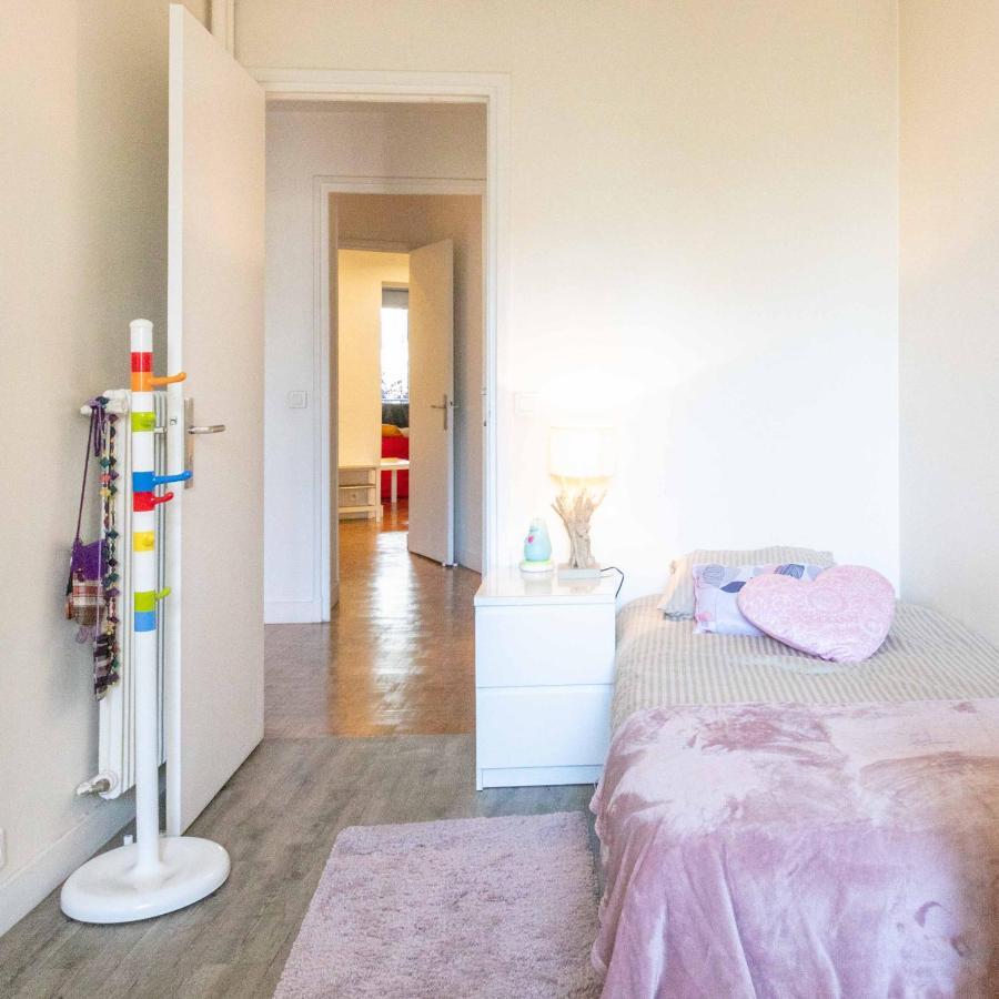 Paris City - Spacious 3 Rooms Flat For Families - 3 Minutes From Metro Station Bagian luar foto
